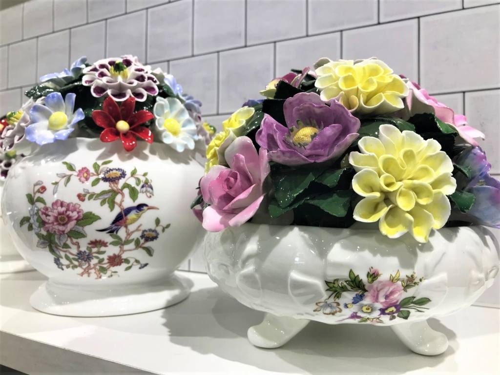 枯れる事のない陶器製のお花🌼 | OFFICIAL BLOG | ブランド洋食器専門店 ル・ノーブル